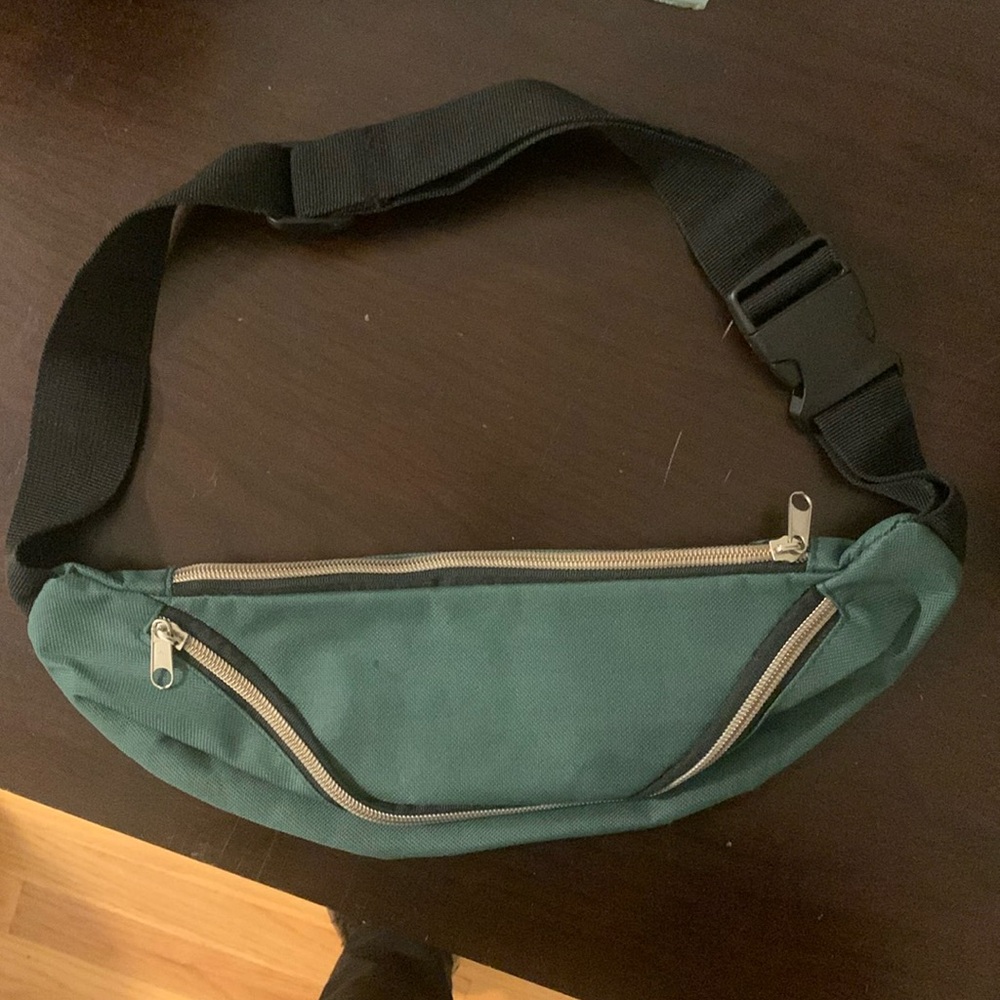 Vibe Fanny Pack